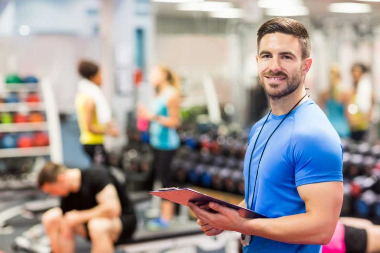 Strategie commerciali all'avanguardia per ottimizzare la gestione del club: Pianificazione e budgeting Brand identity Utilizzo del CRM e web marketing Strategie di pricing
